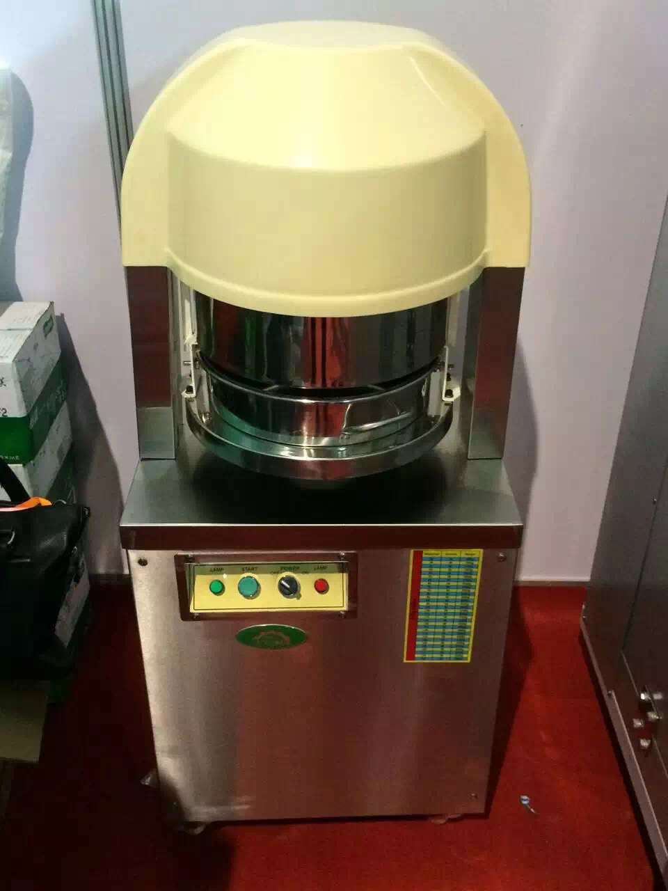 Автоматическая реклама машинного оборудования делать хлеба регулируемая машина рассекателя теста