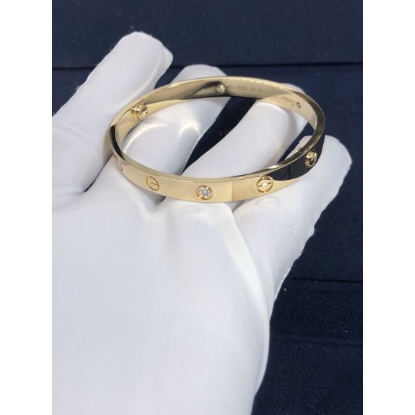 High-End High Quality Elegant Amazing Car Tier 18k LOVE Bracelet 4 Diamonds