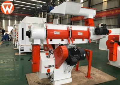 250mm Ring Die Animal Feed Pellet Machine With Siemens Motor And SKF Bearing