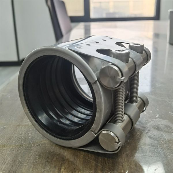 Single card multi-functional pipeline connector plugging device; Hafner ring type single card pipeline repair device.