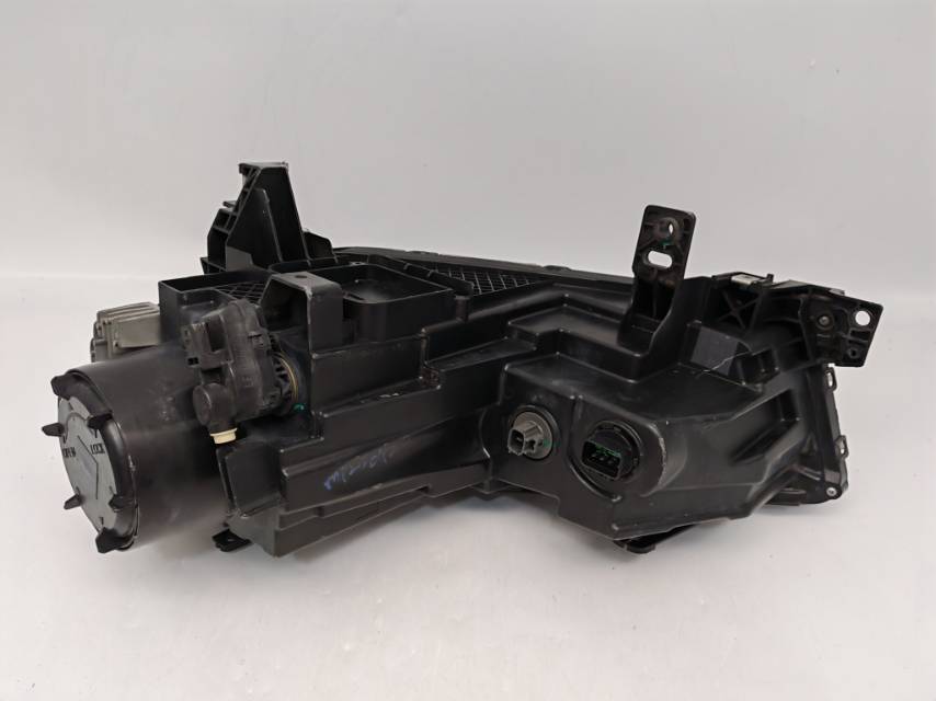 OEM 4121200XKR02A Right Headlight Assembly for HAVAL H2s 2017-2019