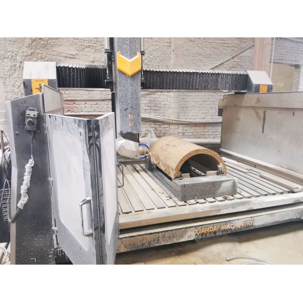 Xianda Machinery 4-осевой арки и колонны резьбы машины для мрамора, гранита