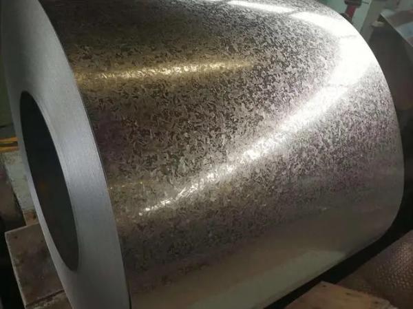 Material de construção de aço leve Aço revestido com zinco por imersão a quente Aço estrutural G550 SGC570 Aço galvanizado bobina de fenda Full Hard