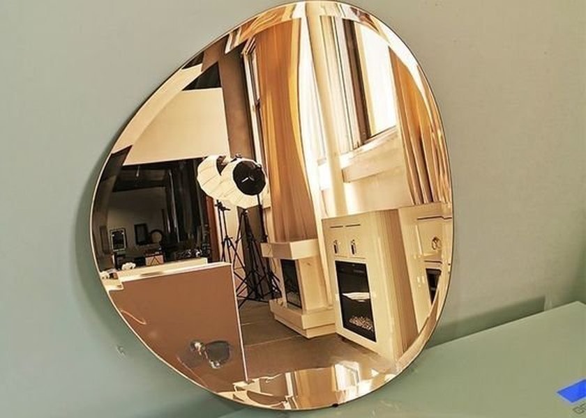 Wall Mounted Console Table with Silver Mirror Finish and Modern Design for Entryway