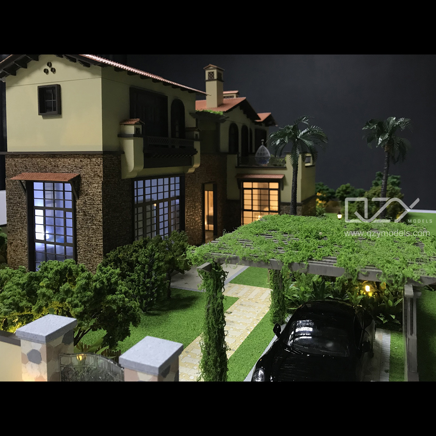 OEM Spanish-Inspired Villa Architectural Model with 1:25 Scale and Customizable Lighting for Interior Design