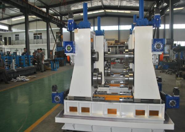 Usine de tubes carrés en acier au carbone certifiée ISO9001 CE