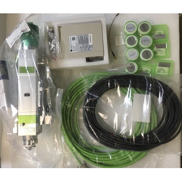 Laser de concentración auto de la fibra BM111 que corta la cabeza del laser de las partes 22m m Raytools