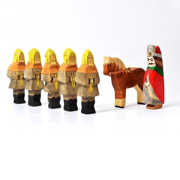 Imaginative Waldorf Wooden Animals Toys Oil Treated For Education