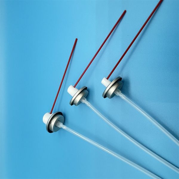 Válvula de lubricación WD-40 de alta resistencia para maquinaria agrícola y equipos de granja con boquilla resistente al barro.