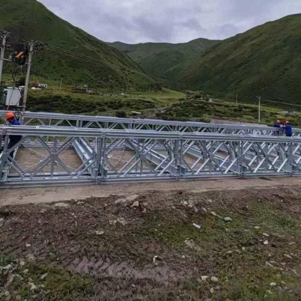 Steel Structure Pre Manufactured Pedestrian Bridges / Prefabricated Truss Bridge