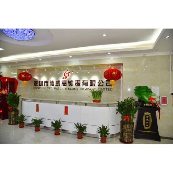 Дозор кварца деревянных людей изготовленного на заказ логотипа с сетноым-аналогов дисплеем шкалы, временем работы от батарей 2 год