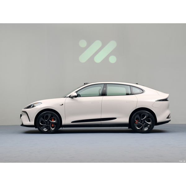 2023 IM LS6 MAX Super Performance Electric Car 702KM Super Long Range and Seats for 5