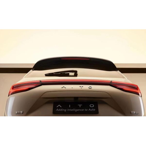 Upgrade Your Ride with AITO M7 Luxury SUV Intelligent Driving and Gilded Black Design