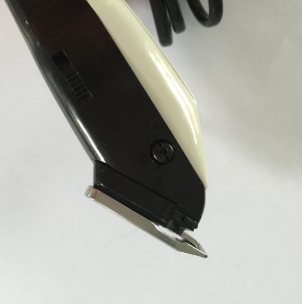 Hand Fitting Design Electric Hair Clippers Trimmers With Stainless Steel Cutting Blade