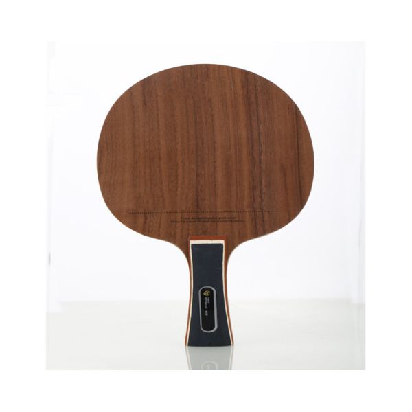 Cuchilla de madera claramente visible de la textura por carbono 5 la madera contrachapada y 2 de la combinación perfecta Rose amarilla