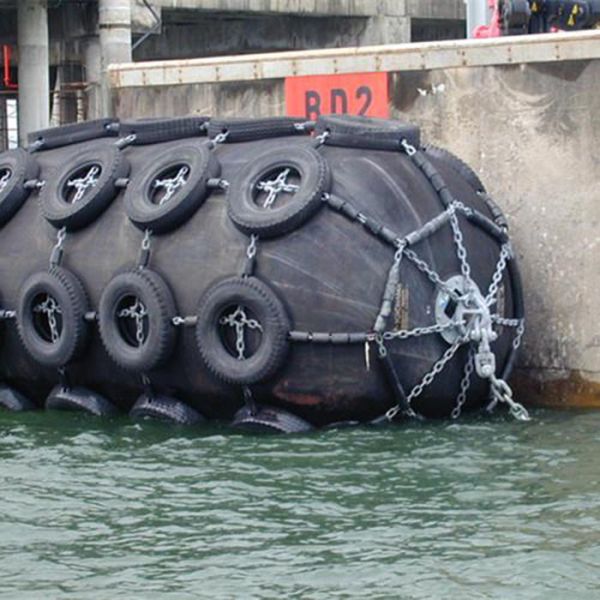 Tensile Strength Impact Resistant Pneumatic Marine Fender with Cylindrical Shape