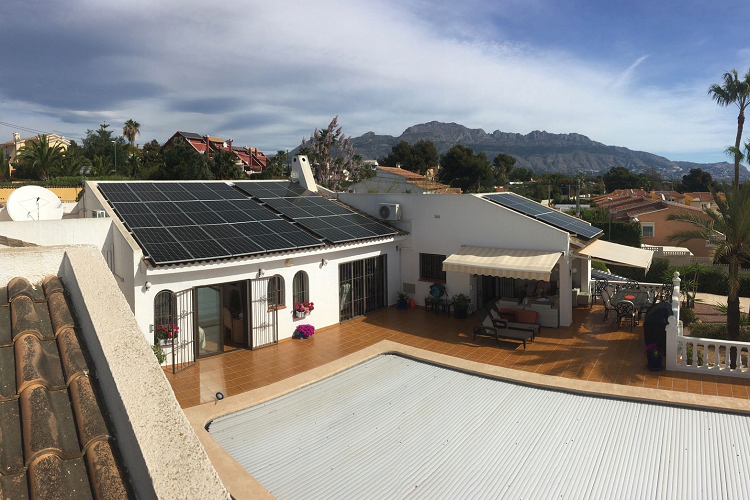 High Transmission Glass Pv Module for Powerful Bifacial N Type Mono Perc Solar Panel