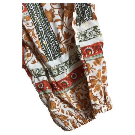 Ate acima o fio do pescoço tingiu a blusa viscosa da cópia da corrente de 98%
