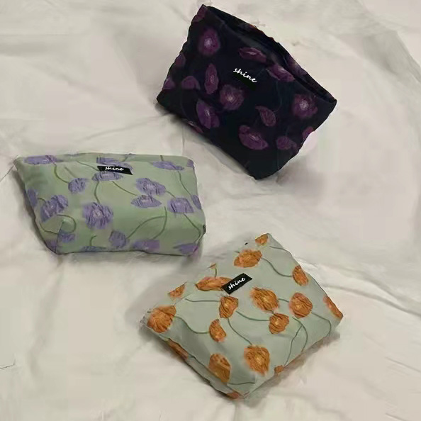 Black Jacquard Fabric Zipper Cosmetic Bag 27cm×17cm×7cm Size