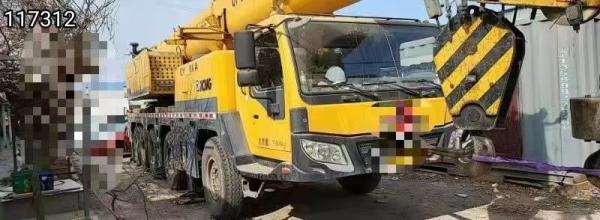 Crane de camion d'occasion de 90 t 2014 avec service après-vente et certification ISO9001