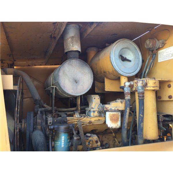 Used Motor Grader Komatsu GD511 S6D95L engine 11T weight with Original Paint