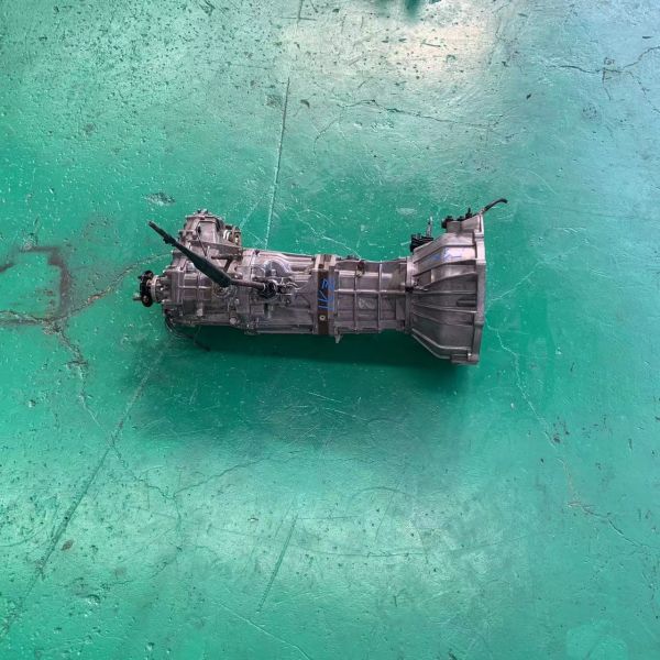 Caja de cambios HVR Entrega de 5 días para coches japoneses usados de tipo manual y camionetas Toyota 1KZ 4x4