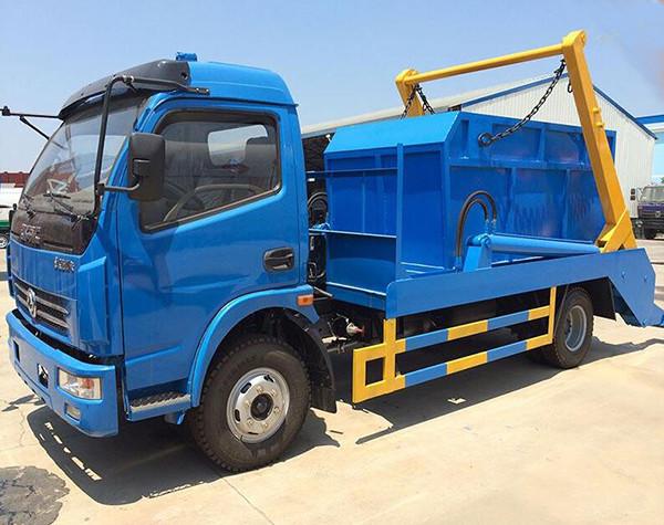 Tipo caminhão de lixo 4x2 do combustível diesel da gestão de resíduos com capacidade do motor 95hp