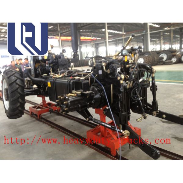 New Designed 4 Wheel Drive Lawn Tractor / Farm Four Wheel Tractor 30 Hp