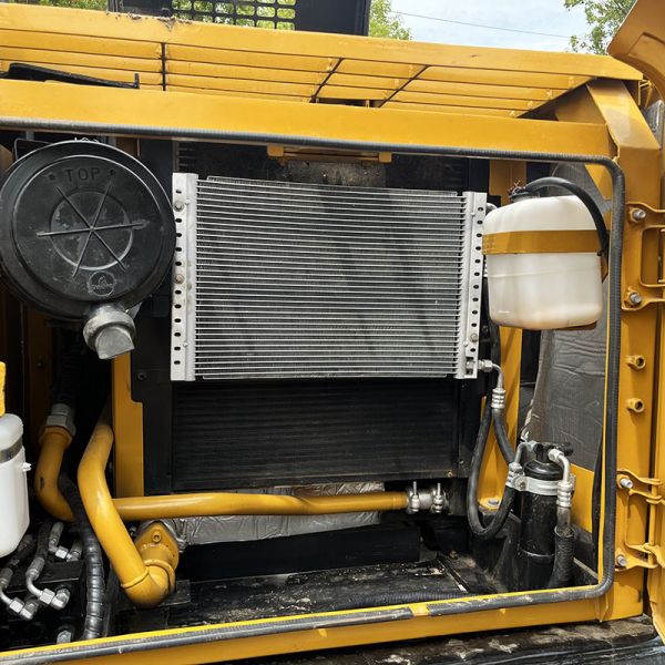 SANY SY155 Used Crawler Excavator 84KW Rated Power 0.7m3 Bucket Capacity 15 Ton Weight