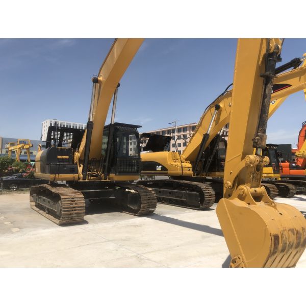 CAT 330D2L Used Excavator with Original Hydraulic Cylinder and 1.8M³ Bucket Capacity