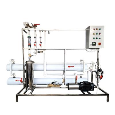2024 Equipamento profissional de purificação de água 2 toneladas Equipamento de tratamento de água 5400 L/H