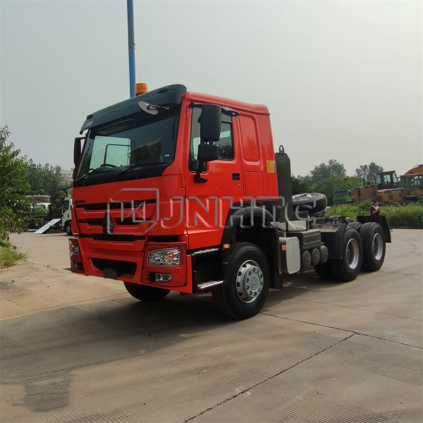 Howo Used Tractor Head Trailer 95 Km/h 30 Tons 6x6