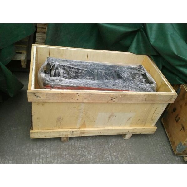 6HK1 Cylinder Head and Diesel Engine Cylinder Block for in Manufacturing Plant