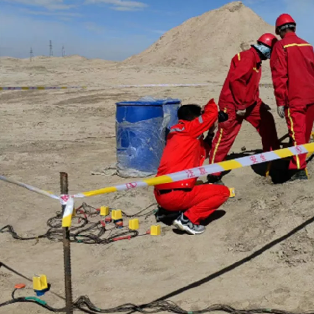 Wireless Seismic Recorder with IP68 Waterproof Rating and 24-bit ADC Resolution for Real-time Data Transmission