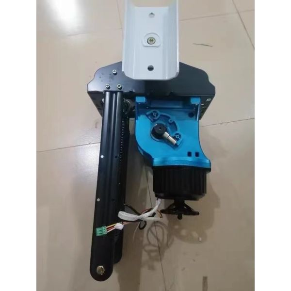 IP54 Gold Drop Arm Barrier 304 Stainless Steel Parking Lot Barrier Gate