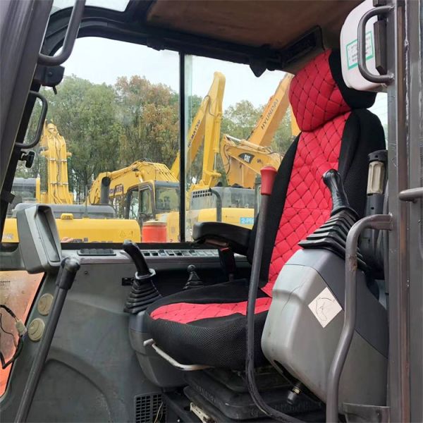 Korea Made 2019 Doosan DX60 Used Excavator 6 Ton with 40 kW Power and 0.21 m3 Bucket