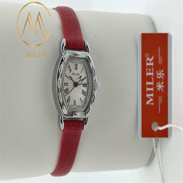 時代を超えた優雅さ 革ストラップ クォーツ時計 女性時計