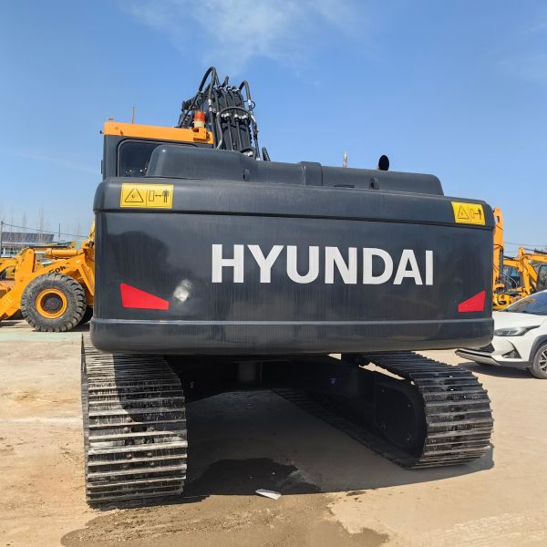 Une nouvelle arrivée de 22 tonnes d'excavatrices Hyundai utilisées Hyundai 225lc-9 Crawler Digger en vente