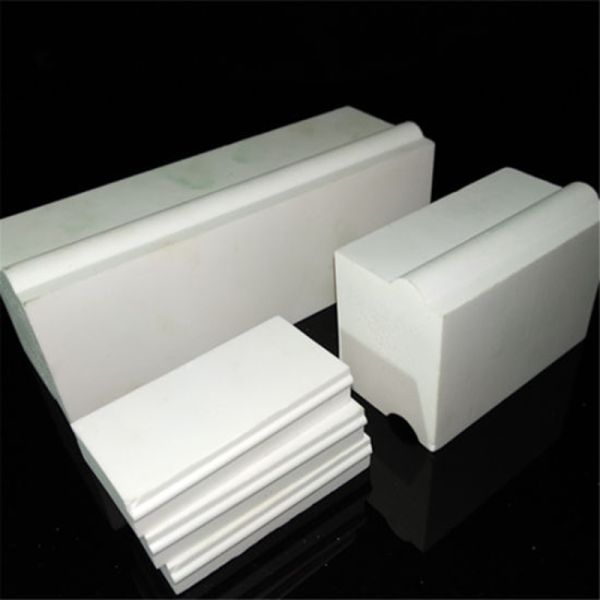 Высокая рефракторичность Алюминиевый облицовочный кирпич для керамической шаровой мельницы 1770°-2000°