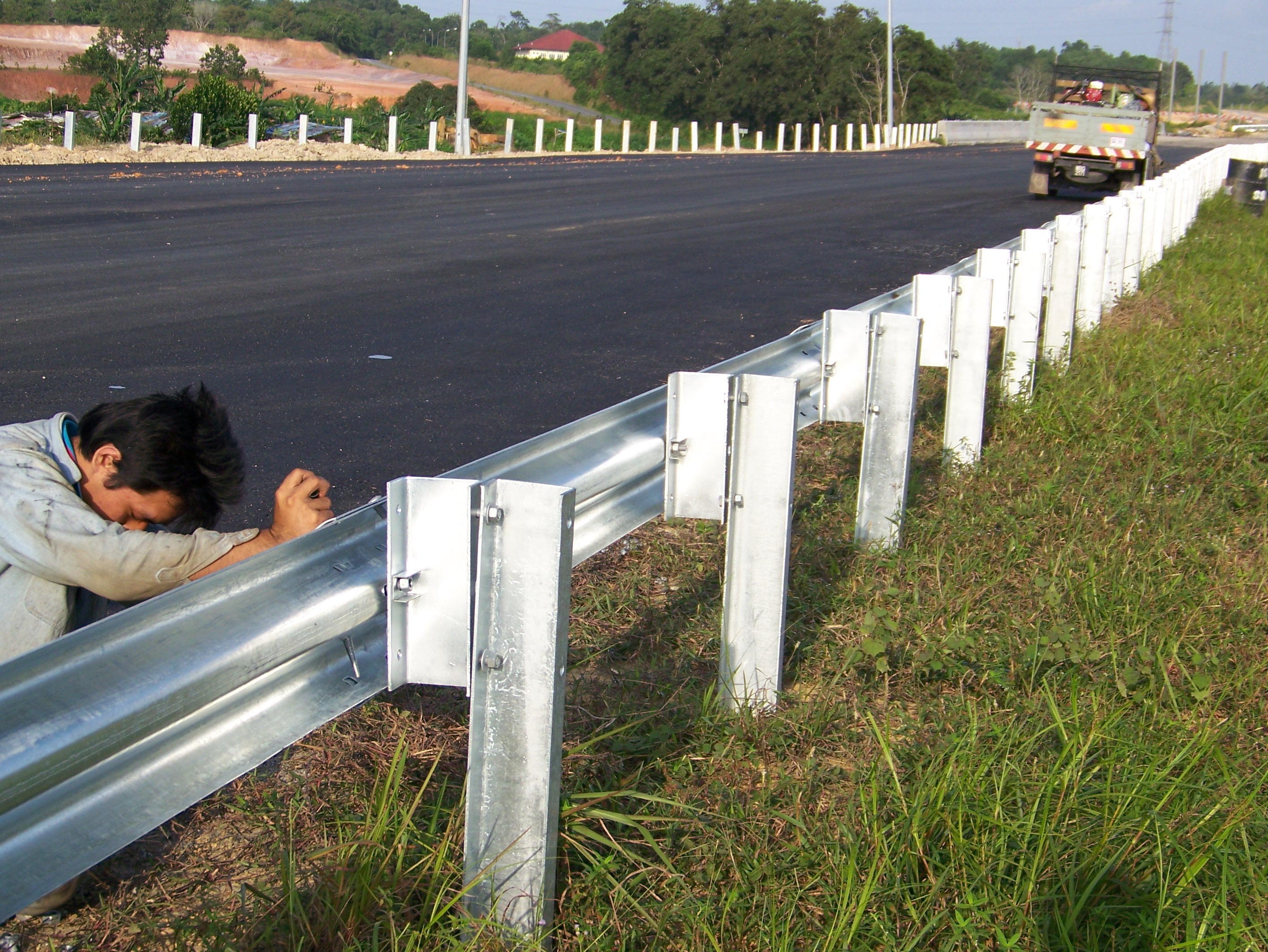 Дорожная железная дорога, железобетонный барьер, U-канал, ограждение с сертификатом ISO9001 2008