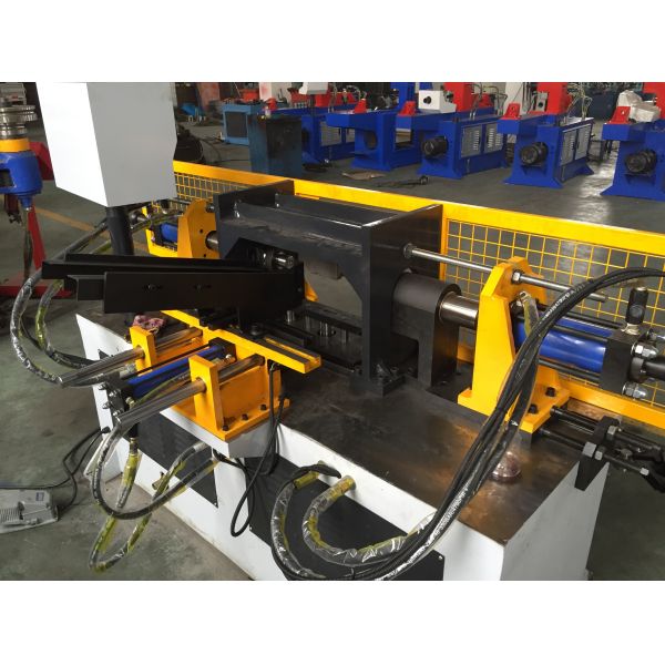 Dual Station Dual Head Tube Shrinking Machine Automatic For Diverse Industries