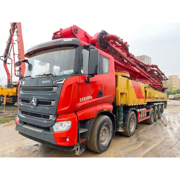 Utilisé 2022 SANY 65M Camion à pompe Camion à pompe à béton