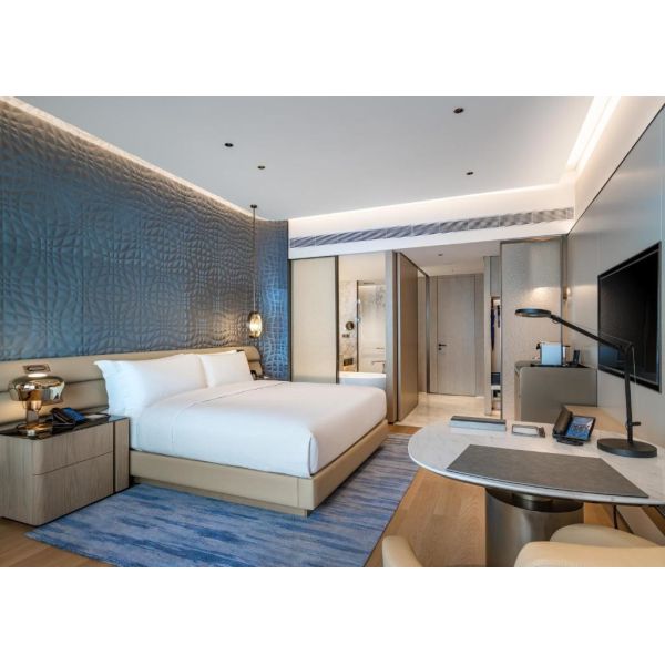 Наборы спальни Hilton Hotel координируя мягкий цвет драпирования преграждая отделку стен спальни