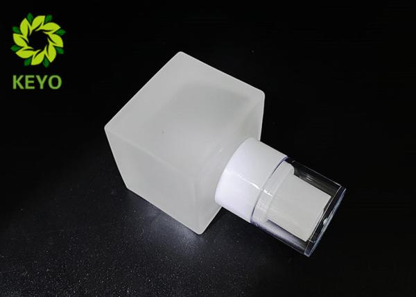 Entire Square Frosted Glass Bottle With White Plastic Sprayer In 30ml 1oz
