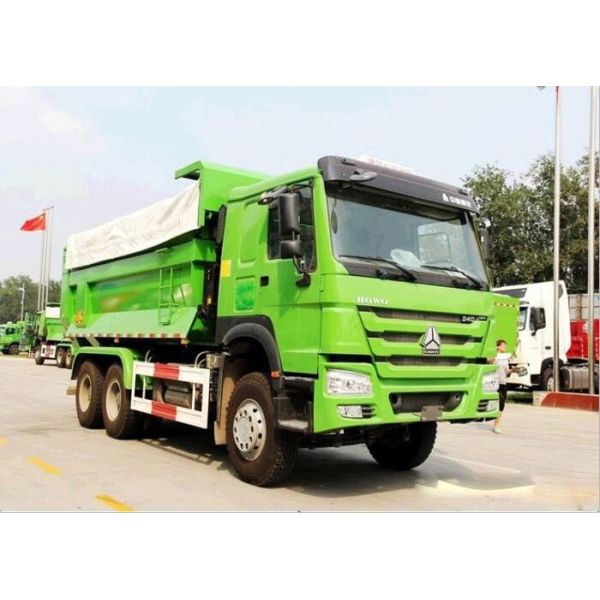SINOTRUK HOWO Heavy Duty Tipper Dump Truck ZZ3257N3647A For Public Works