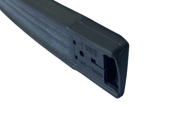 Servicio de corte de caucho negro tipo D para buques marinos