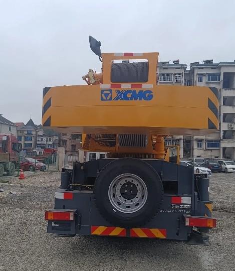 XCMG QY50K5D Used Truck Crane 50t Energy Saving With Hydraulic System