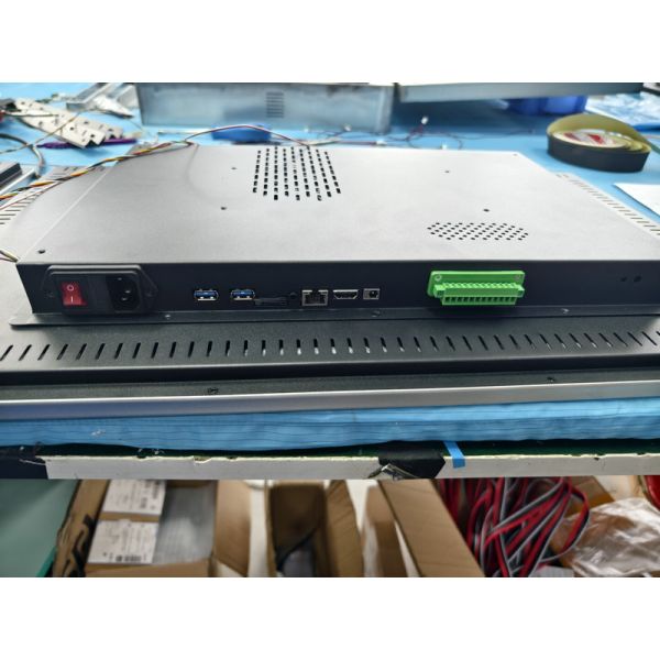 Monitor LCD para exteriores de 27 pulgadas, 1500 nits, con clasificación IP65, señalización digital a prueba de agua para uso industrial