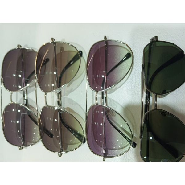 Fashionable trendsetters outdoor sunglasses outdoor sports shopping paired with trendy beautiful decorations