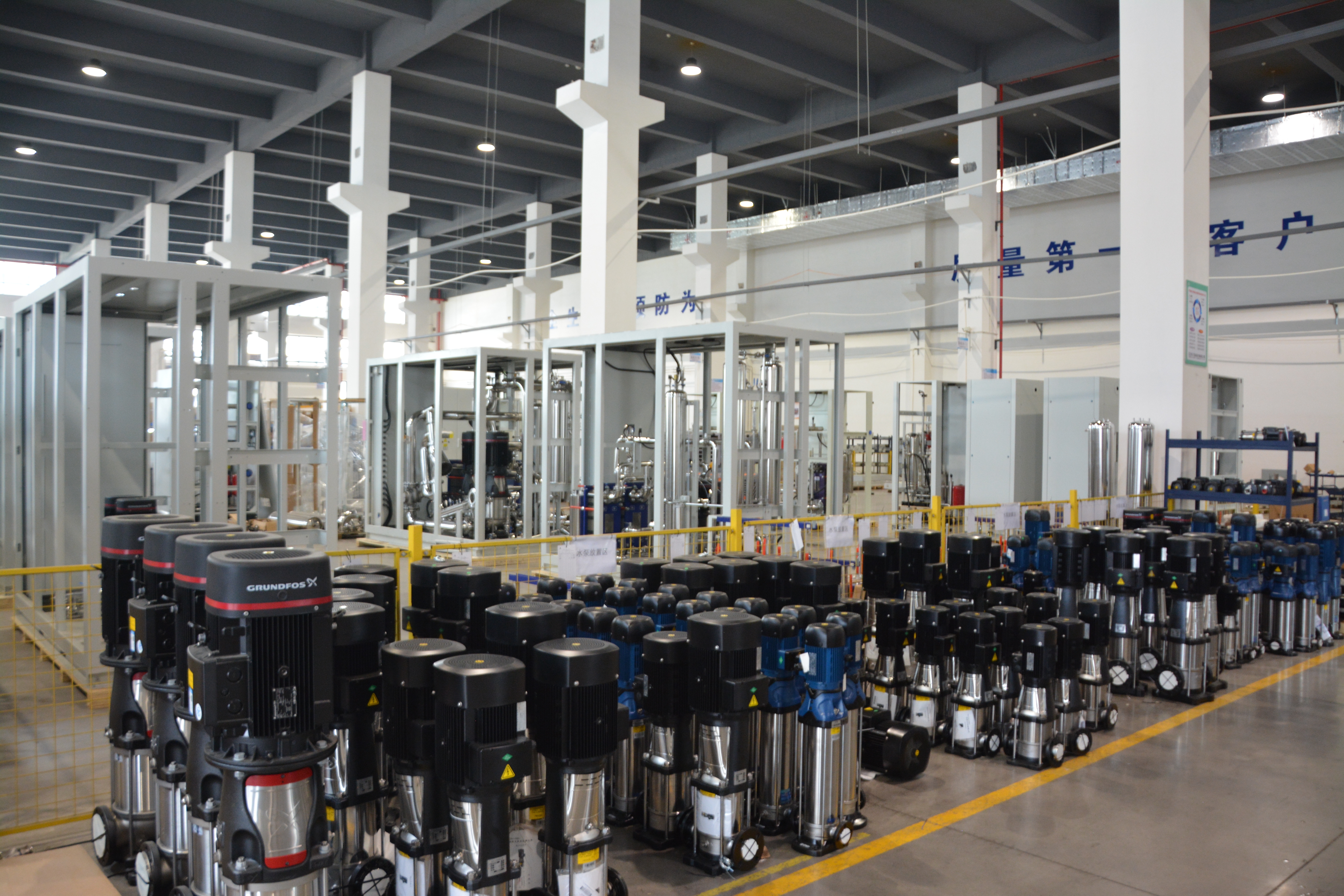 High Performance Cabinet Type LWA Liquid Cooling Unit for Power Electronics